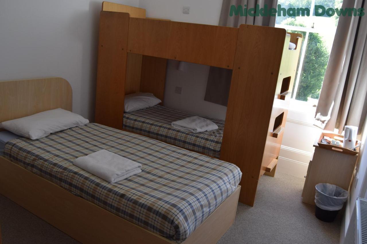 FSC Juniper Hall Ostello Mickleham Esterno foto
